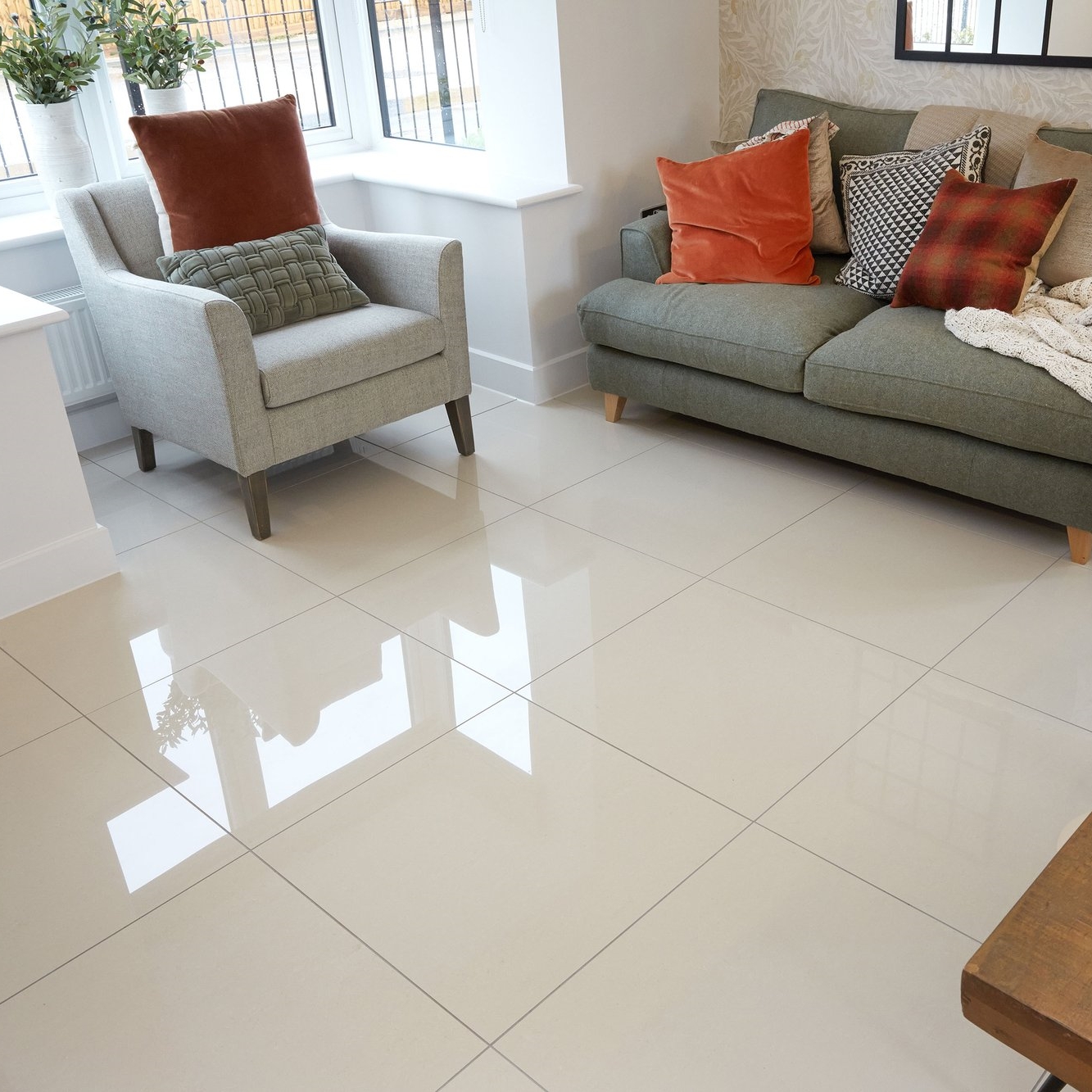 60x60 Polished GP Ivory Porc 9 TBD EuroBath